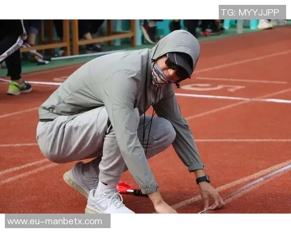 缅甸国家足球队奋勇拼搏追求荣耀展现团结精神与竞技风采 缅甸国家足球队奋勇拼搏追求荣耀展现团结精神与竞技风采